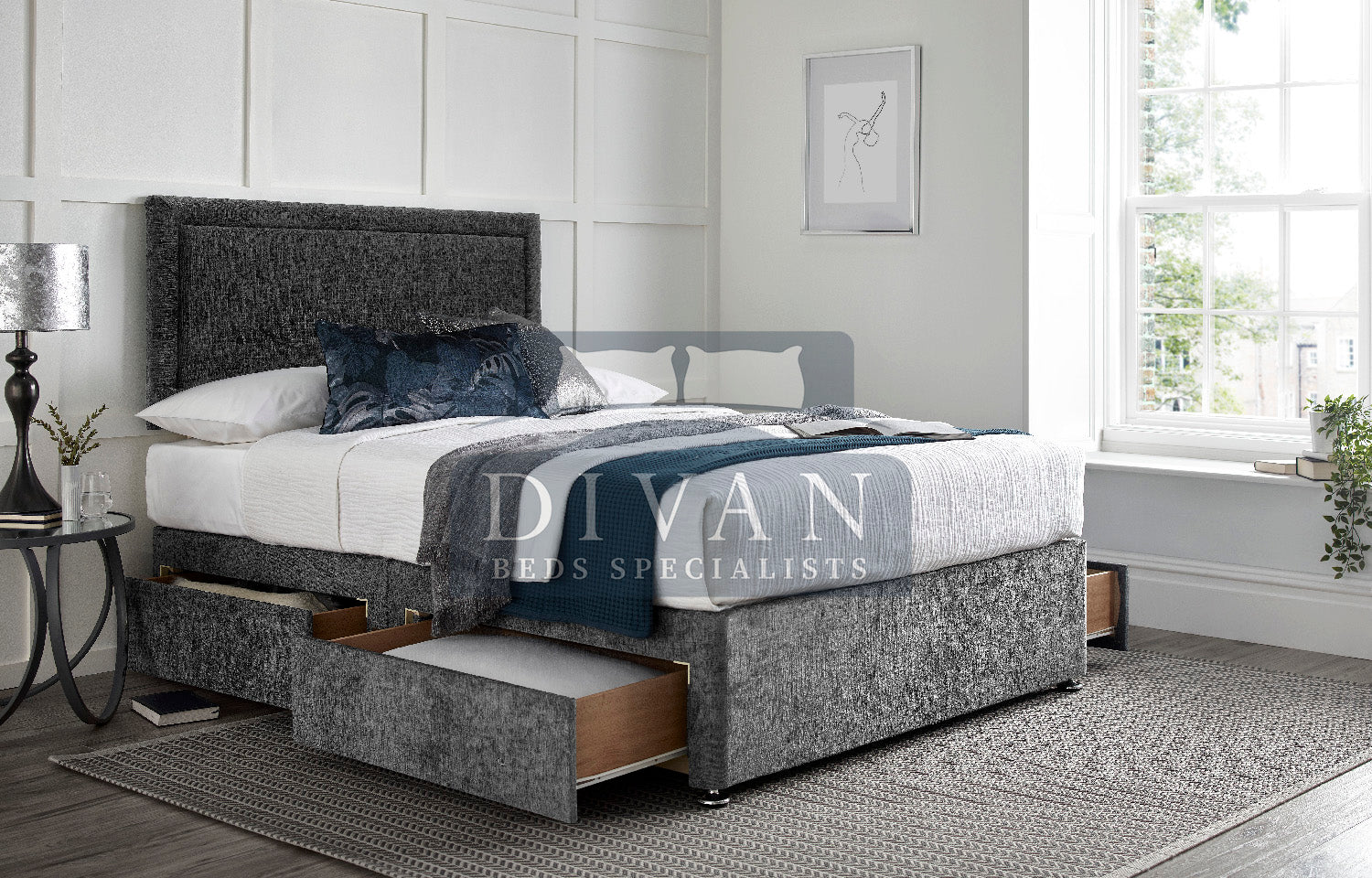 REGENT BORDER DIVAN BED WITH HEADBOARD AND MATTRESS