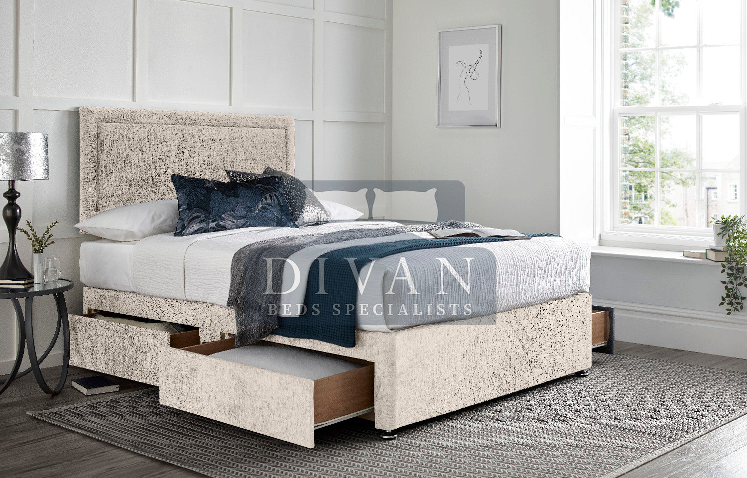 REGENT BORDER DIVAN BED WITH HEADBOARD AND MATTRESS