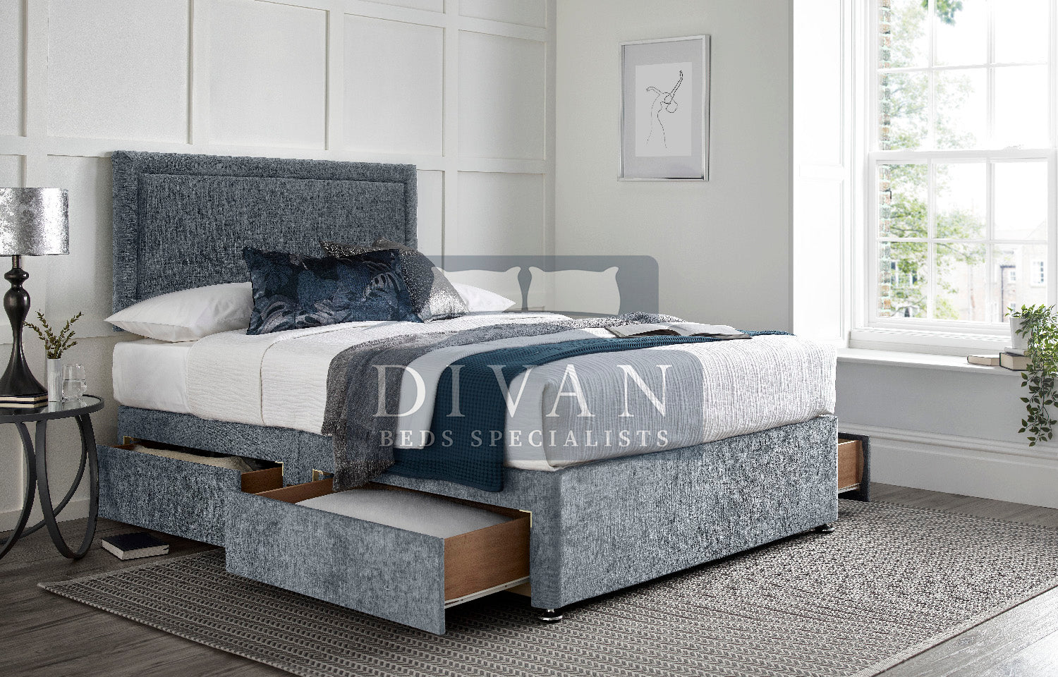 REGENT BORDER DIVAN BED WITH HEADBOARD AND MATTRESS